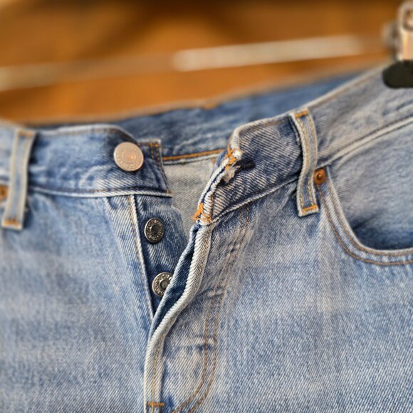 Women's Levis 501 CT Jeans W30 L32 - Picture 4 of 7